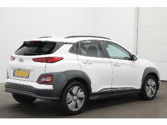 Hyundai Kona EV Fashion 64 kWh Krell HUD ACC Navi Clima Bluetooth Camera PDC picture 3