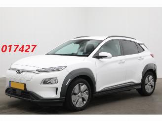krockskadad bil auto Hyundai Kona EV Fashion 64 kWh Krell HUD ACC Navi Clima Bluetooth Camera PDC 2020/12