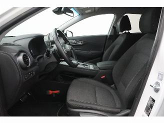 Hyundai Kona EV Fashion 64 kWh Krell HUD ACC Navi Clima Bluetooth Camera PDC picture 14