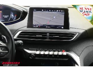 Peugeot 5008 1.2 PureTech Aut. Allure 7p Navi Cruise Clima Apple/Android Camera PDC picture 13