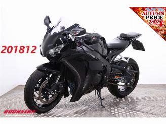 krockskadad bil motor Honda GSX-R750 CBR 1000RR Fireblade 26.130 km! 2011/8