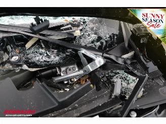 Peugeot 208 1.2 Hybrid 100 e-DCS6 Allure LED Apple/Android Clima Cruise picture 12