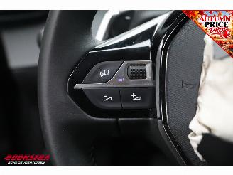 Peugeot 208 1.2 Hybrid 100 e-DCS6 Allure LED Apple/Android Clima Cruise picture 26