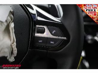 Peugeot 208 1.2 Hybrid 100 e-DCS6 Allure LED Apple/Android Clima Cruise picture 27