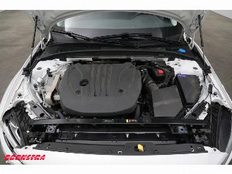Volvo V-60 2.0 B3 AUT Essential Edition ACC Navi Clima Apple/Android Leder Virtual Camera PDC picture 14