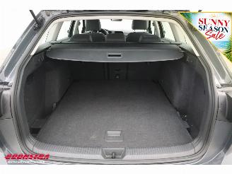 Volkswagen Golf Variant 1.0 eTSI Life ACC Navi Clima Apple/Android PDC picture 30