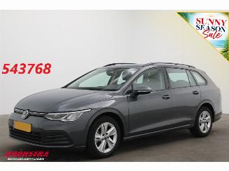 Voiture accidenté Volkswagen Golf Variant 1.0 eTSI Life ACC Navi Clima Apple/Android PDC 2023/5