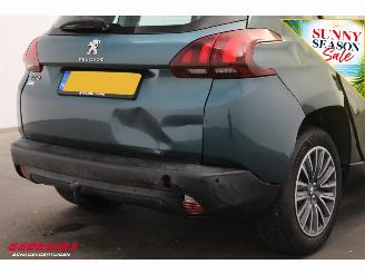 Peugeot 2008 1.2 PureTech Blue Lion Cruise Navi Airco Apple/Android PDC AHK picture 6