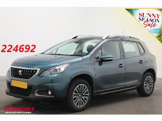 Coche accidentado Peugeot 2008 1.2 PureTech Blue Lion Cruise Navi Airco Apple/Android PDC AHK 2018/12