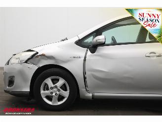Toyota Auris 1.8 Full Hybrid Aspiration Navi Cruise Clima Bluetooth 105.627 km! picture 6