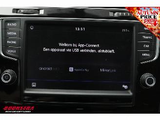 Volkswagen Golf Variant 1.4 TSI DSG Highline Panorama Leder Camera SHZ AHK Apple/Android picture 15
