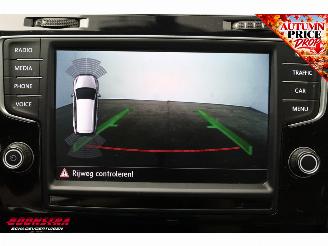 Volkswagen Golf Variant 1.4 TSI DSG Highline Panorama Leder Camera SHZ AHK Apple/Android picture 14