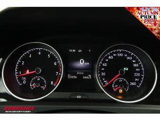 Volkswagen Golf Variant 1.4 TSI DSG Highline Panorama Leder Camera SHZ AHK Apple/Android picture 13