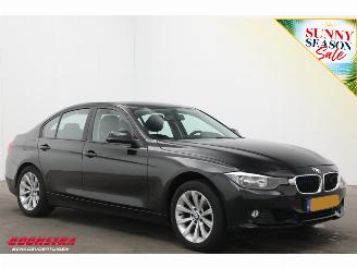 BMW 3-serie 320i AUT Executive Navi Cruise Clima PDC AHK 152.512 km! picture 2