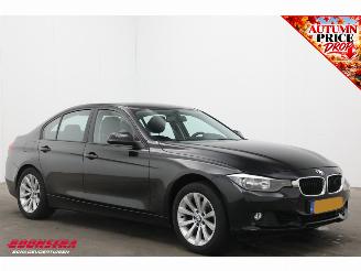 BMW 3-serie 320i AUT Executive Navi Cruise Clima PDC AHK 152.512 km! picture 2