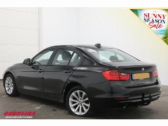 BMW 3-serie 320i AUT Executive Navi Cruise Clima PDC AHK 152.512 km! picture 4