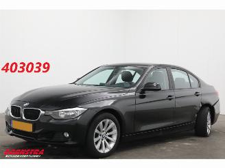škoda osobní automobily BMW 3-serie 320i AUT Executive Navi Cruise Clima PDC AHK 152.512 km! 2012/6
