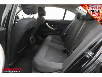 BMW 3-serie 320i AUT Executive Navi Cruise Clima PDC AHK 152.512 km! picture 17