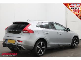 Volvo V-40 1.6 T4 AUT R-Design Pano Cruise Clima Leder Memory PDC picture 3