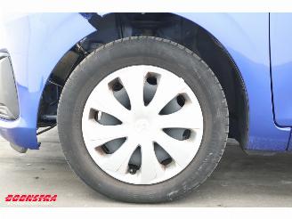 Peugeot 108 1.0 e-VTi Active Airco Bluetooth 71.977 km! picture 25