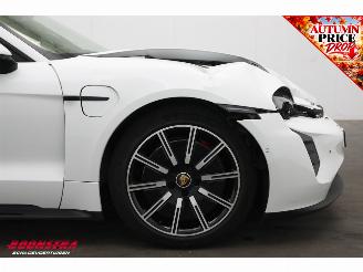 Porsche Taycan GTS 95 kWh Sport Chrono PDLS+ PDCC PTV PTM 4WD 4WS Pano HUD Bose Memory 360° picture 5