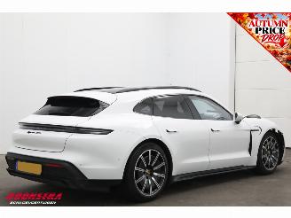 Porsche Taycan GTS 95 kWh Sport Chrono PDLS+ PDCC PTV PTM 4WD 4WS Pano HUD Bose Memory 360° picture 3