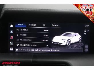 Porsche Taycan GTS 95 kWh Sport Chrono PDLS+ PDCC PTV PTM 4WD 4WS Pano HUD Bose Memory 360° picture 38