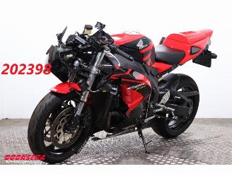 škoda motocykly Honda  CBR 1000RR Fireblade Leo Vince 26.807 km! 2006/4