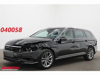 Vrakbiler auto Volkswagen Passat Variant 2.0 TDI 200 PK DSG R-Line Pano LED ACC ErgoComf. Camera AHK 2023/2