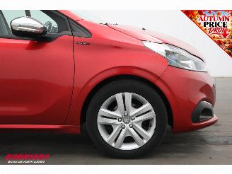 Peugeot 208 1.2 PureTech Signature Cruise Navi Airco Apple/Android PDC picture 5