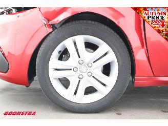 Peugeot 208 1.2 PureTech Signature Cruise Navi Airco Apple/Android PDC picture 13