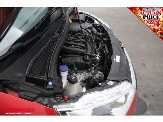 Peugeot 208 1.2 PureTech Signature Cruise Navi Airco Apple/Android PDC picture 8