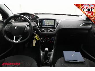 Peugeot 208 1.2 PureTech Signature Cruise Navi Airco Apple/Android PDC picture 15