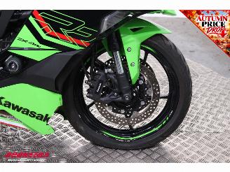 Kawasaki  Ninja ZX-4RR ABS Akrapovic 2.984 km! picture 23