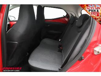 Toyota Aygo 1.0 VVT-i x-joy 5-drs Bluetooth Clima Cruise 63.169 km! picture 21
