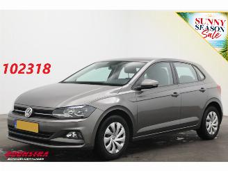damaged passenger cars Volkswagen Polo 1.0 TSI Comfortline 5-drs ACC Navi Airco Apple/Android 2019/2