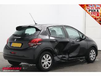 Peugeot 208 1.2 PureTech Blue Lease Cruise Airco Apple/Android PDC picture 3