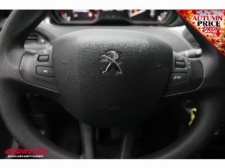 Peugeot 208 1.2 PureTech Blue Lease Cruise Airco Apple/Android PDC picture 17