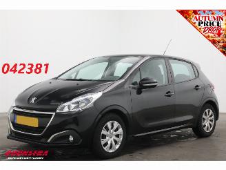 Peugeot 208 1.2 PureTech Blue Lease Cruise Airco Apple/Android PDC picture 1
