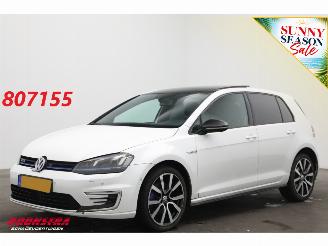 krockskadad bil auto Volkswagen Golf 1.4 TSI DSG GTE Pano Cruise Clima Navi SHZ Camera PDC 2015/5