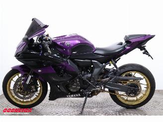 Yamaha  R7 ABS LED Dominator Quickshift picture 5