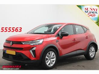 damaged passenger cars Renault Captur 1.6 E-Tech full hybrid 145 evolution Cruise Navi Airco Apple/Android Camera PDC 2024/10