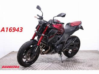 krockskadad bil motor Kawasaki Z 800 ABS Akrapovic 2017/3