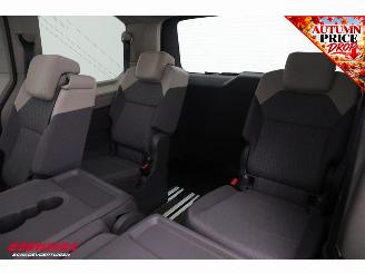 Volkswagen Transporter 2.0 TDI DSG Bulli Pano LED ACC 7-Pers. Camera SHZ picture 16