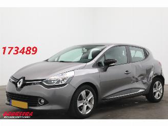 Unfallwagen Renault Clio 0.9 TCe Expression Cruise Navi Airco 2013/3