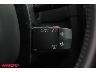 Renault Clio 0.9 TCe Expression Cruise Navi Airco picture 16