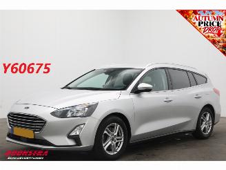 damaged passenger cars Ford Focus 1.0 EcoBoost Cruise Navi Airco Apple/Android Camera PDC AHK 2020/10