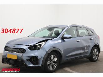 skadebil auto Kia Niro 1.6 GDi Hybrid Edition ACC Clima Apple/Android Camera PDC AHK 2019/8
