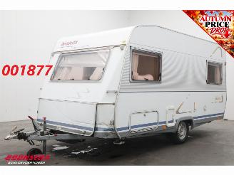 skadebil caravan Dethleffs  New Line RG4 Voortent Dwarsbed Rondzit 1998/5