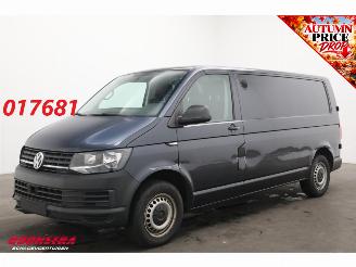 krockskadad bil bedrijf Volkswagen Transporter 2.0 TDI 150 PK DSG L2-H1 Navi Airco Apple/Android PDC 2018/10